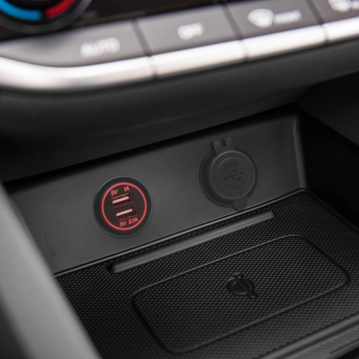 Built-in dual USB socket for cars