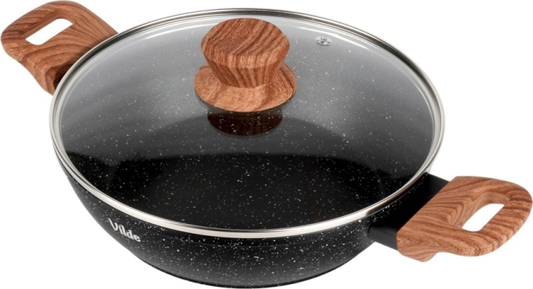 Glass lid with steam vent