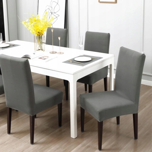 Quick change of the look of dining chairs