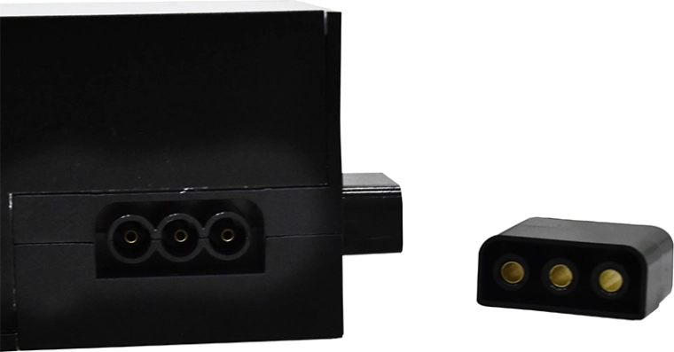 Connecting lights and flexible connectors