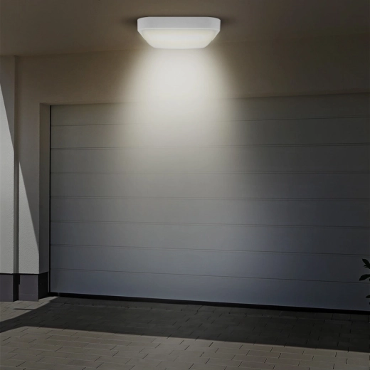 IP54 protection for outdoor use