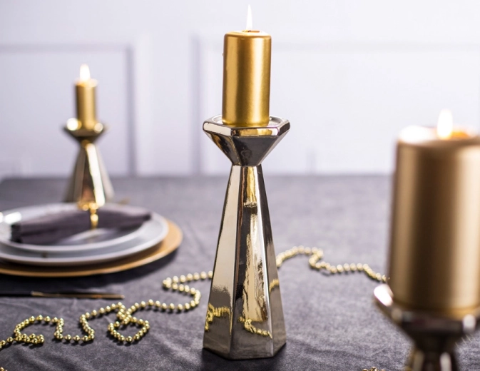 Decoration for the table and arrangements