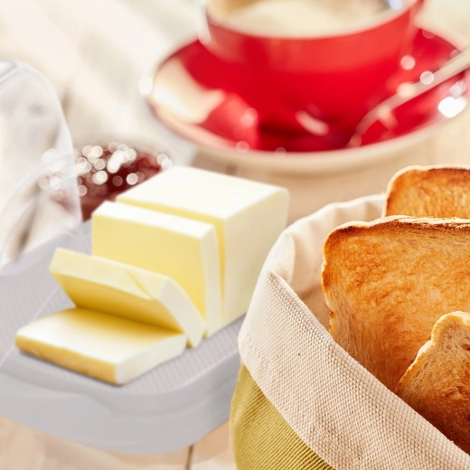 Elegant breakfast serving