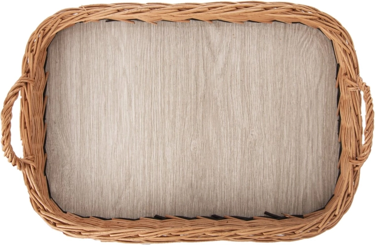 Natural wicker as a decorative accessory