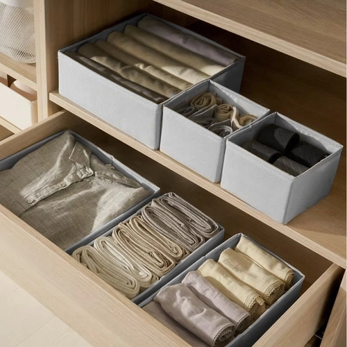 Stable construction with reinforced zippered bottom