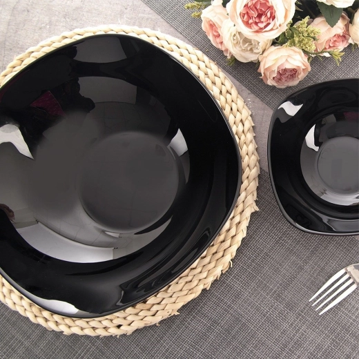 Modern black design for any table