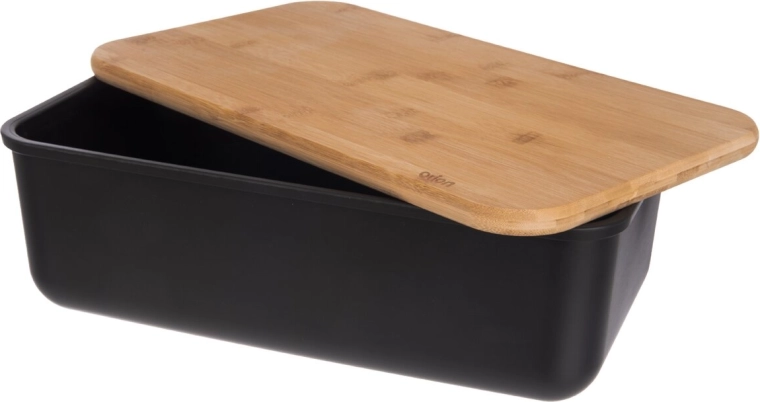 Lid to cover baked goods and keep the countertop clean