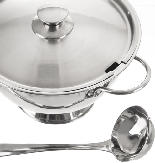 The lid keeps food warm for longer