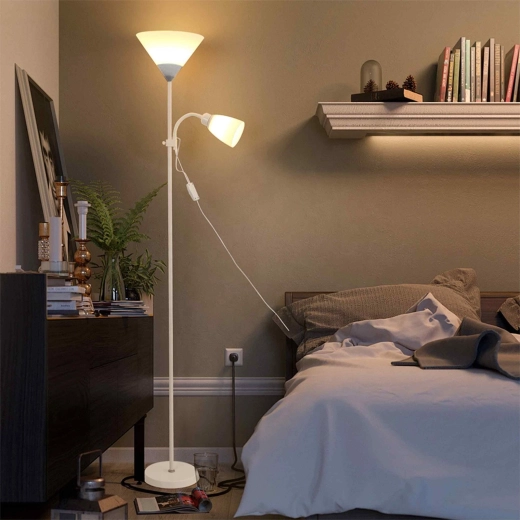 Adjustable reading arm