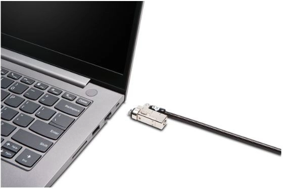 Low-profile head that does not block ports