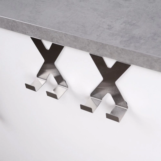 Double hooks for double capacity