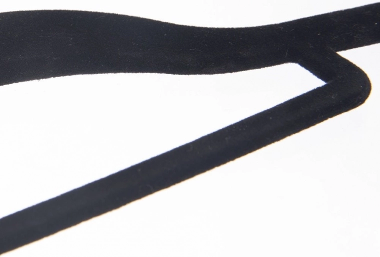 Non-slip velvet surface