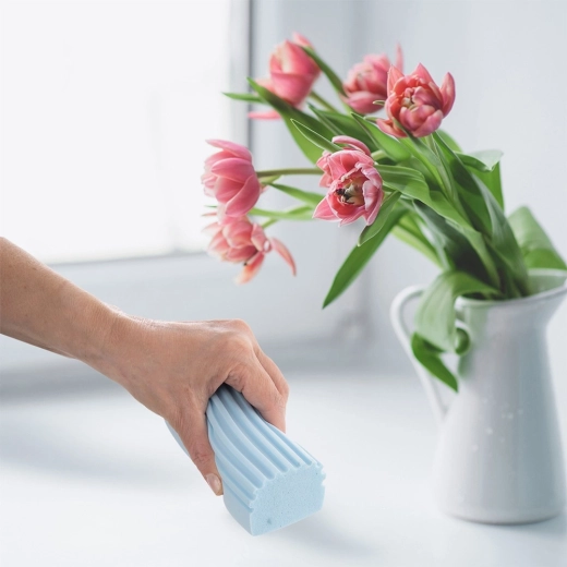 Dual-sided design for more effective cleaning