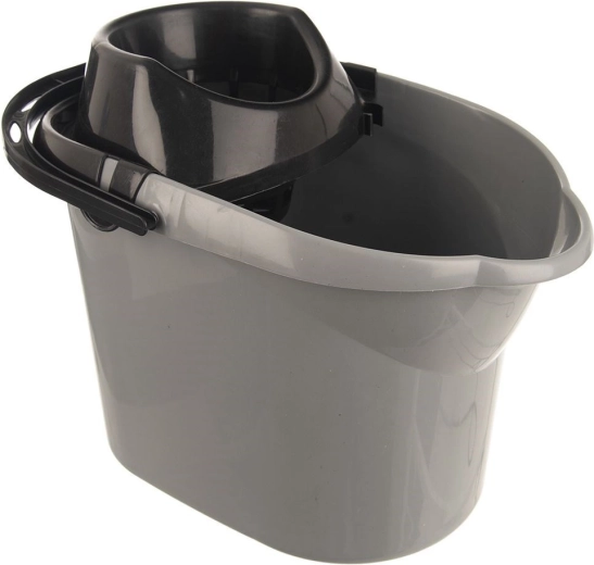 Подвижна изстисквачка за по-сух моп