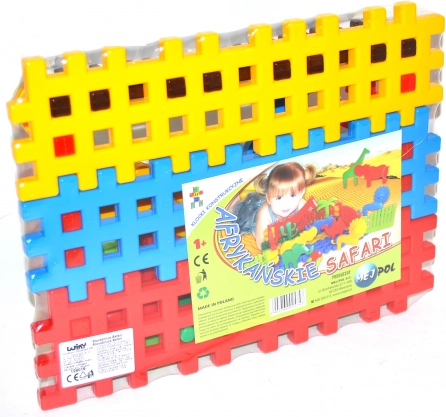 Plastic safari building set