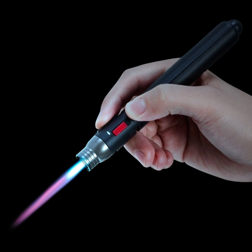 Gas soldering pen with adjustable flame