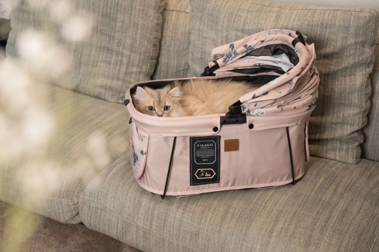 Breathable ventilation and a cover for greater calm