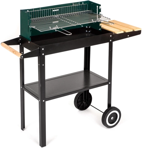 Adjustable firebox for precise grilling
