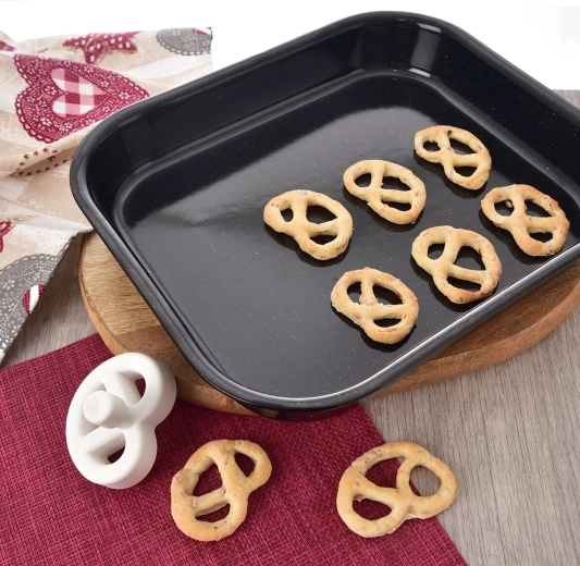 Faster work when baking