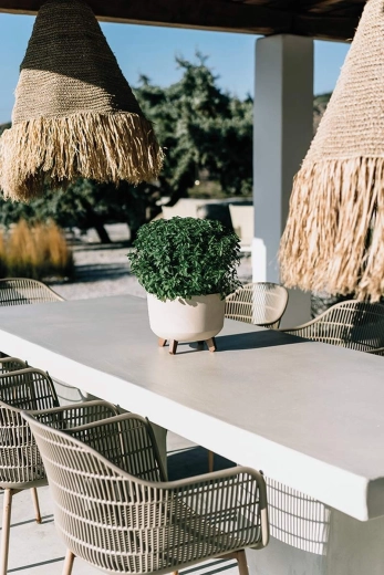Modern design for any setting