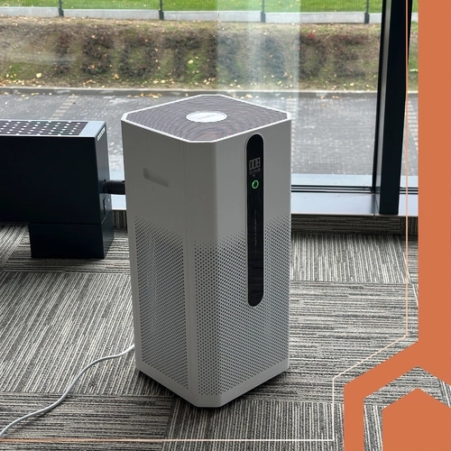 Умно управление през Wi‑Fi и ясен дисплей