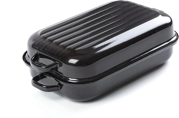 Two-piece set with practical lid
