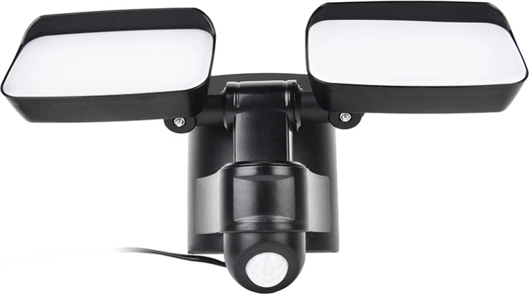 Automatic switching on thanks to the PIR sensor