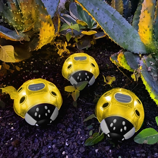 Yellow Ladybird Solar Garden Light with 6 LEDs
