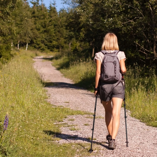 Support on hiking trails