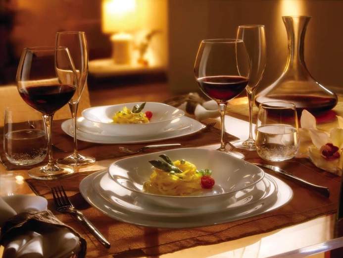 Elegant dining every day