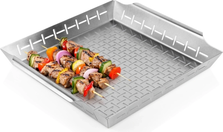 Vilde perforated stainless steel grill basket 39.5 × 35 × 6 cm