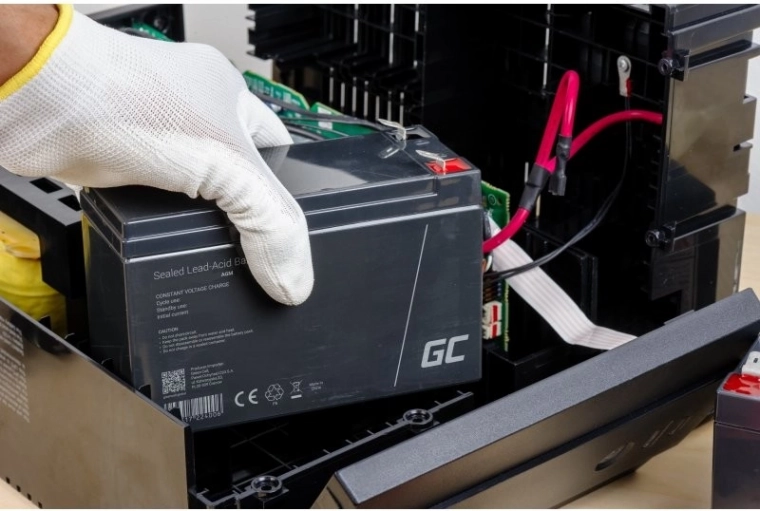 Easy installation and maintenance-free operation