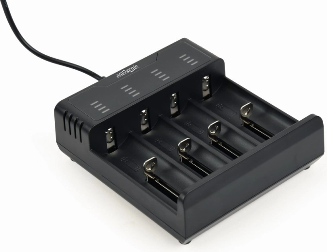 USB зарядно за акумулаторни батерии Ni‑MH и Li‑ion, черно