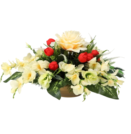 Dominant rose as an elegant centerpiece