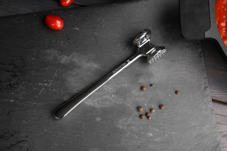 Effective pounding and tenderizing of meat