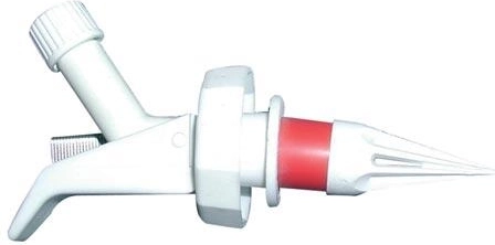 Resealable spout for Tetra Pak cartons