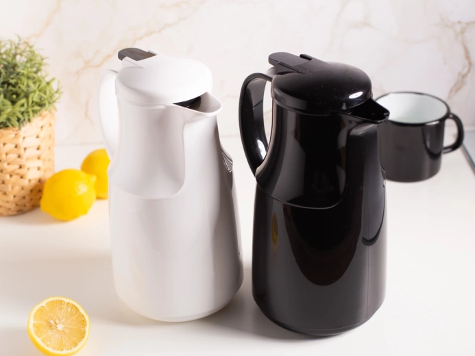Elegant jug design for the table