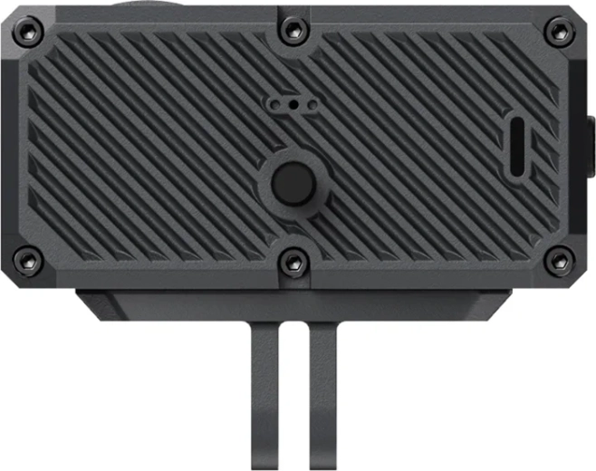 Stabilization with 6-axis gyroscope and IP67 resistance