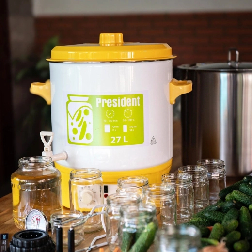 Large 27 L capacity for bigger-batch canning