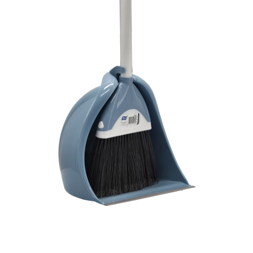 Rubber edge for a clean sweep