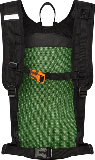 Comfortable carrying with Nils Vent System ventilation