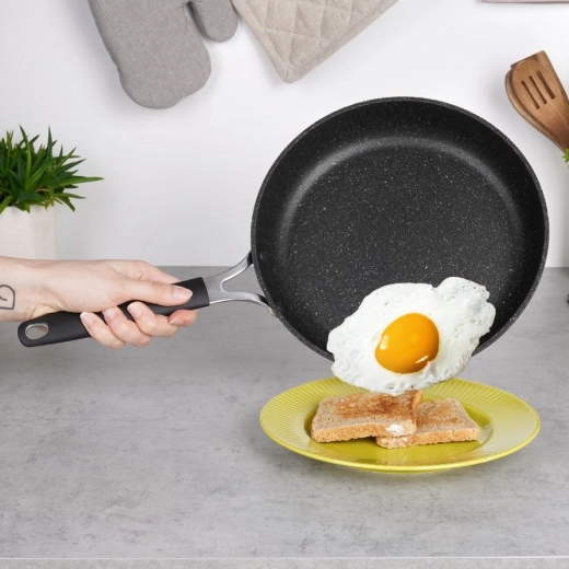 Non-stick granite surface for easy cooking