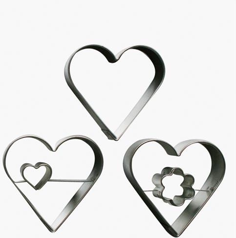 Set of Stainless-Steel Cookie Cutters – Hearts, 3 Pieces