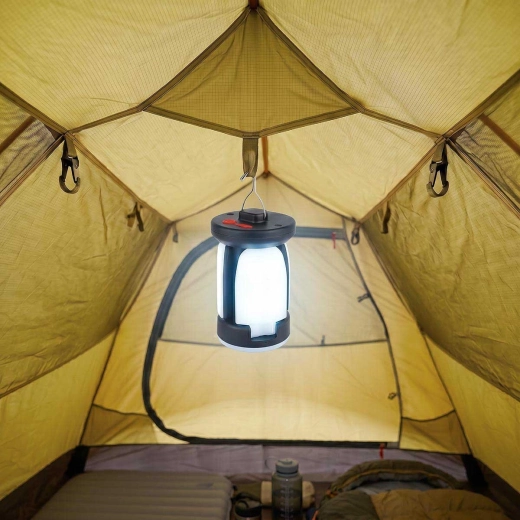 Outdoor durability and easy hanging
