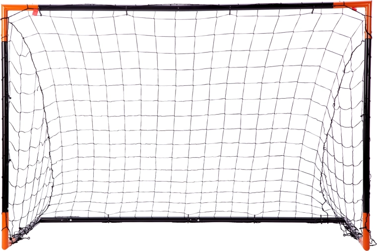 Robust steel construction for stable play