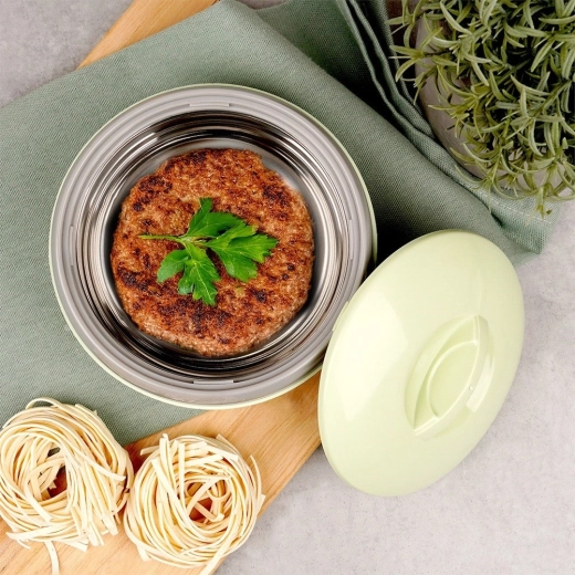Hot lunches and cold desserts