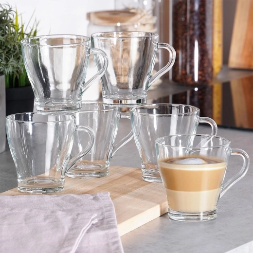 Ideal for hot drinks with a comfortable grip