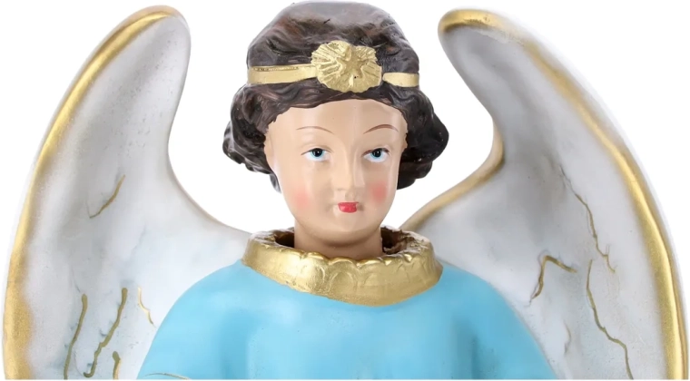 Finely crafted angel appearance