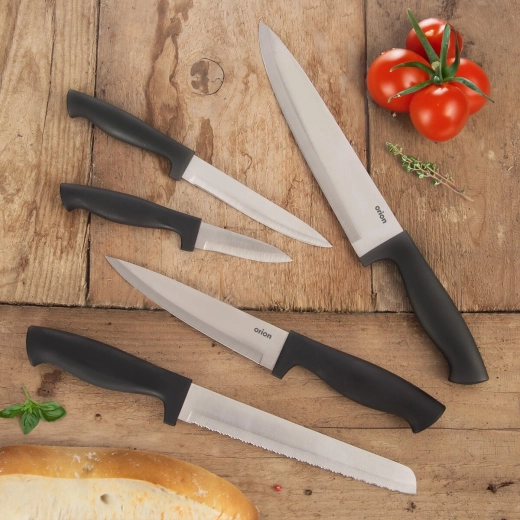 Universal kitchen knife set