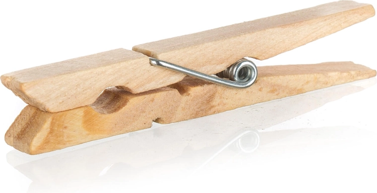 Wooden clothespins – set of 24 pcs